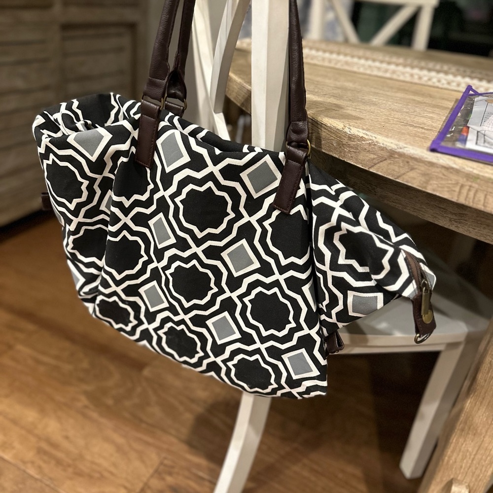 Lulu dharma bag